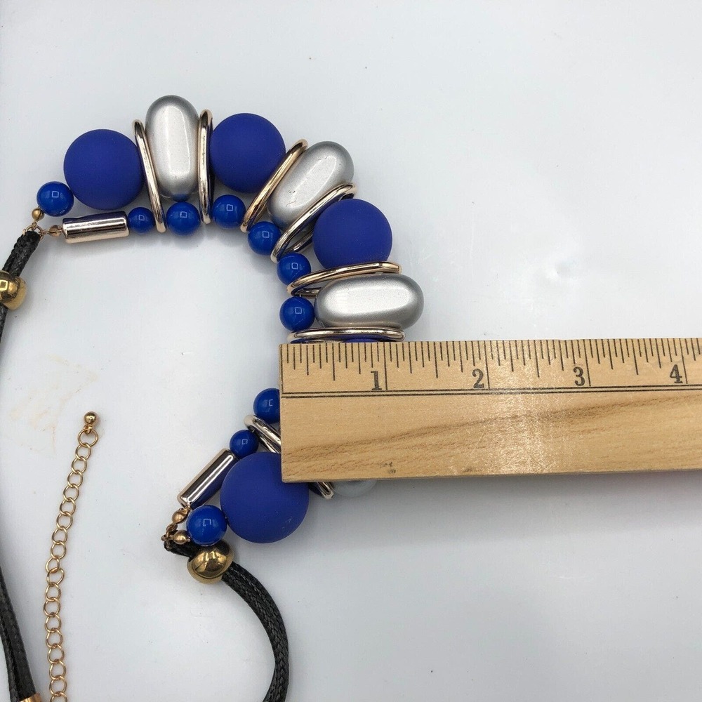 Vintage Chunky Blue Plastic Beaded Necklace Matte Silver Gold Tone Nautical Bib - Picture 5 of 5